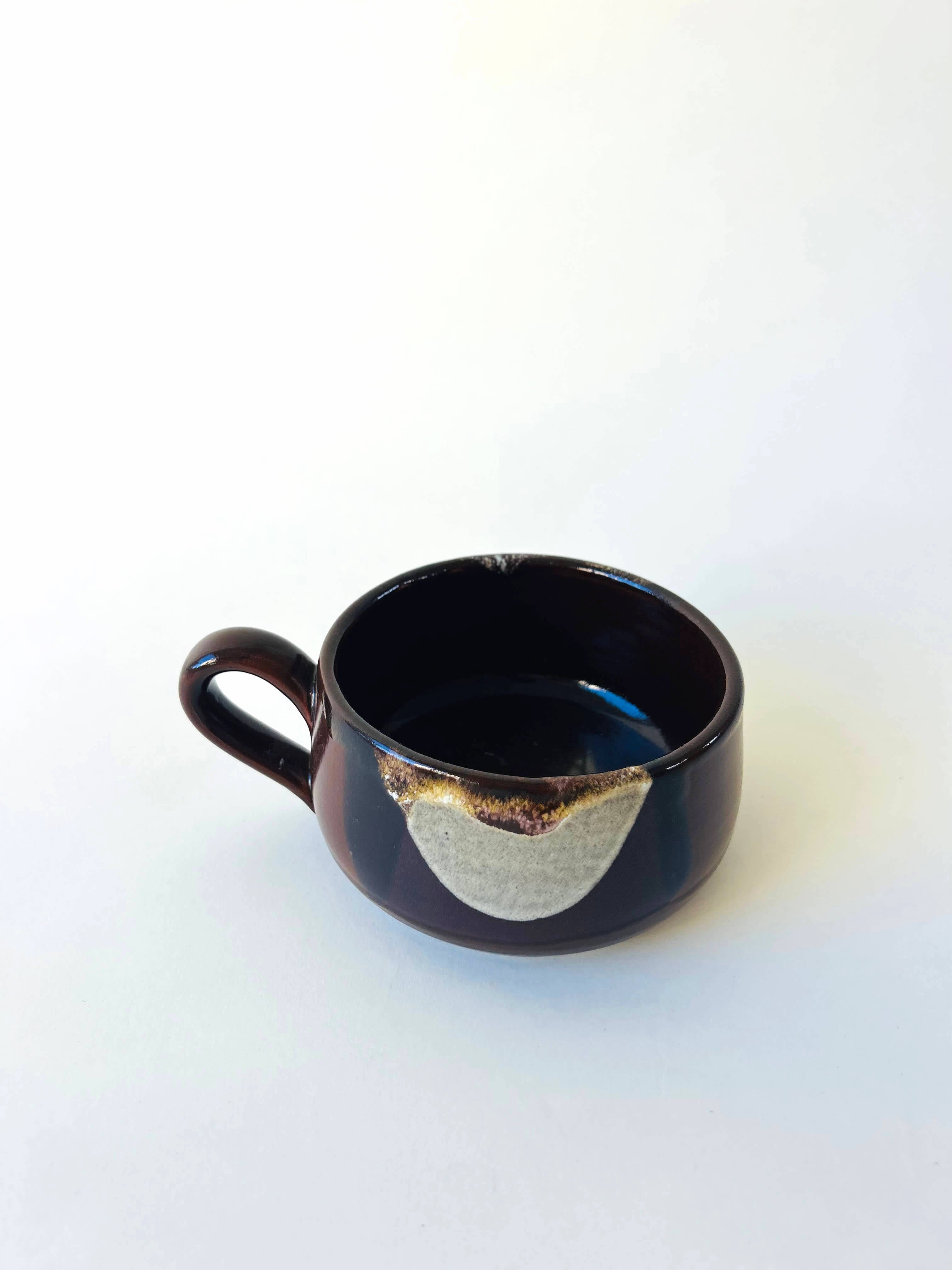 Grande tasse plate