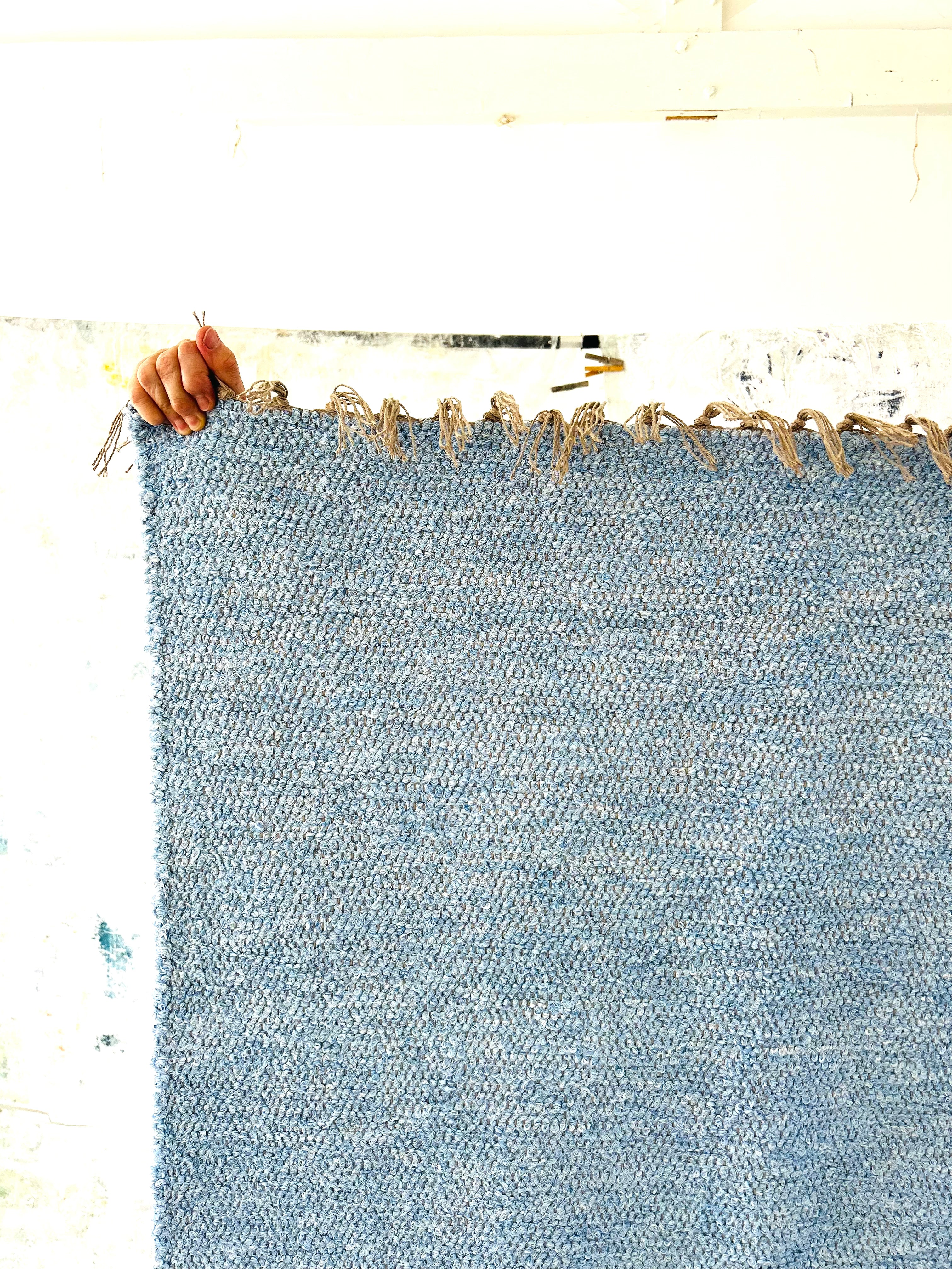 Tapis couleur bleu ciel