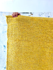 Tapis couleur jaune soleil