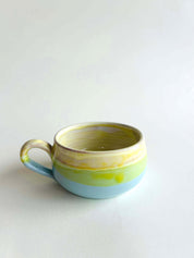 Grande tasse plate - jaune, bleu ciel