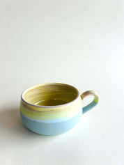 Grande tasse plate - jaune, bleu ciel