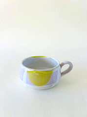 Grande tasse plate - jaune, blanc