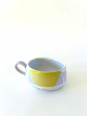 Grande tasse plate - jaune, blanc